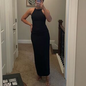 Jones New York Classic Black Halter Maxi Formal Gown With Back Slit. Size 6